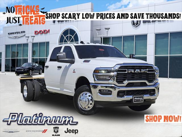 2025 RAM Ram 3500 Chassis Cab RAM 3500 TRADESMAN CREW CAB CHASSIS 4X4 60 CA