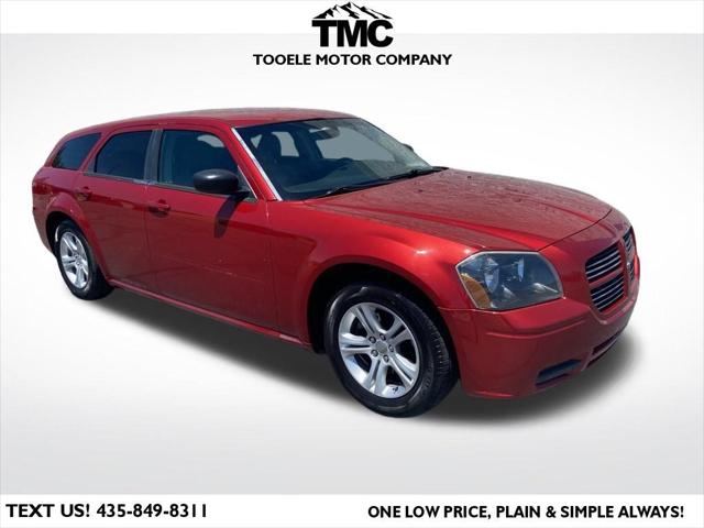 2006 Dodge Magnum Base