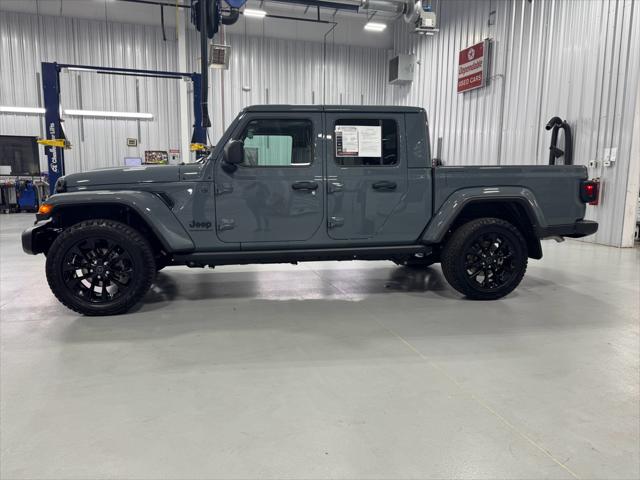 2025 Jeep Gladiator Nighthawk
