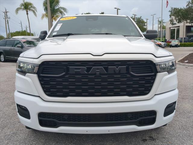 2025 RAM 1500 Tradesman Crew Cab 4x4 57 Box