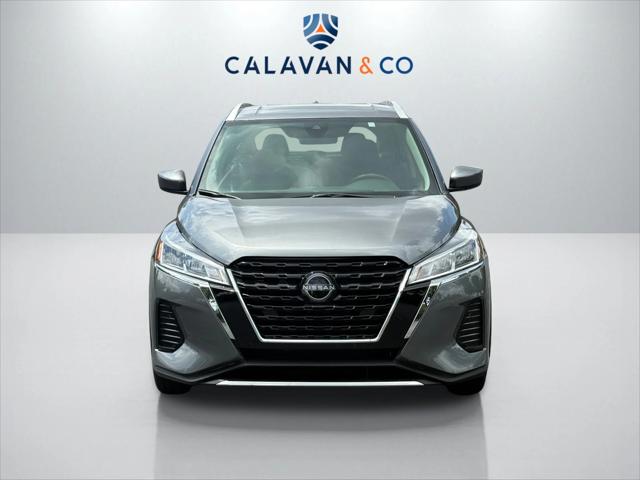 2022 Nissan Kicks SV Xtronic CVT