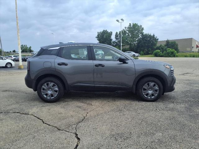 2025 Nissan Kicks S