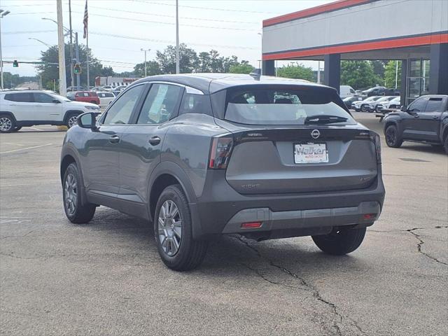 2025 Nissan Kicks S