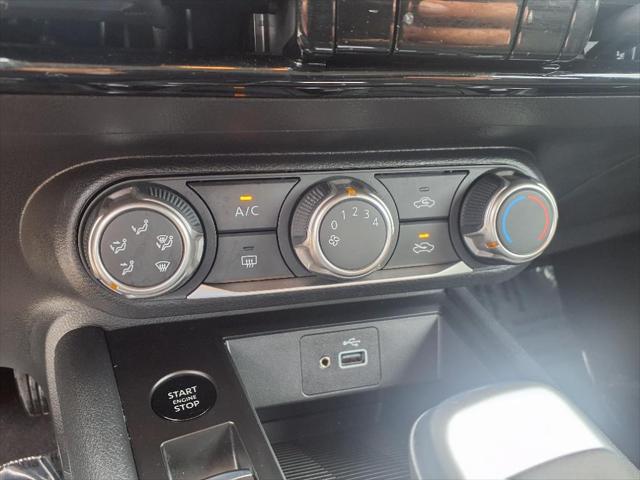 2025 Nissan Kicks S
