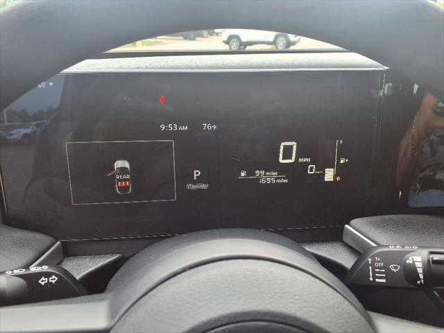 2025 Nissan Kicks S