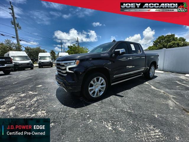 2022 Chevrolet Silverado 1500 4WD Crew Cab Short Bed High Country