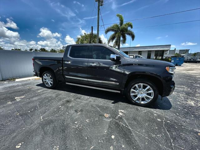 2022 Chevrolet Silverado 1500 4WD Crew Cab Short Bed High Country