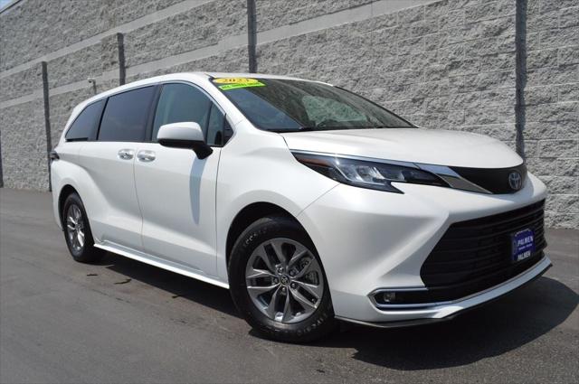 2023 Toyota Sienna XLE