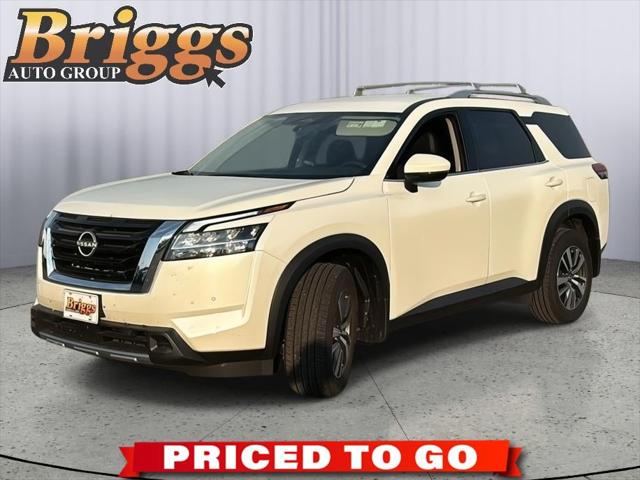 2024 Nissan Pathfinder SL 4WD 2024 Nissan Pathfinder SL 4WD