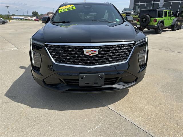2024 Cadillac XT4 FWD Premium Luxury