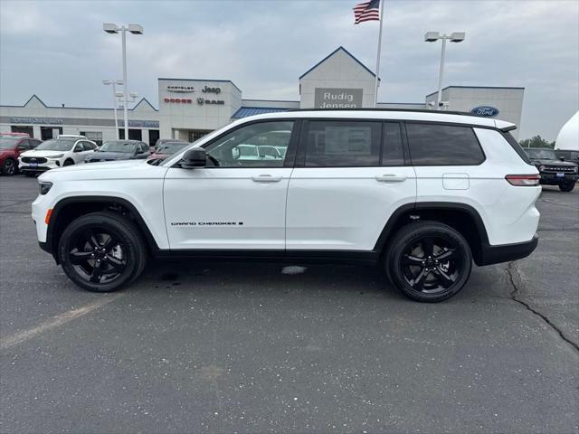 2025 Jeep Grand Cherokee GRAND CHEROKEE L ALTITUDE X 4X4