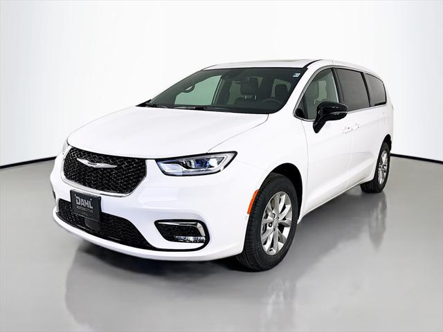 2025 Chrysler Pacifica PACIFICA SELECT AWD