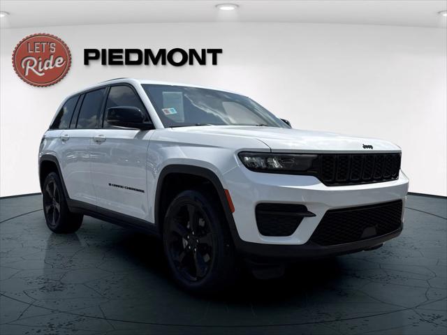 2022 Jeep Grand Cherokee Altitude 4x4