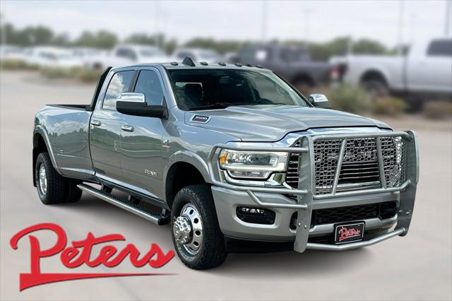 2022 RAM 3500 Laramie Crew Cab 4x4 8 Box