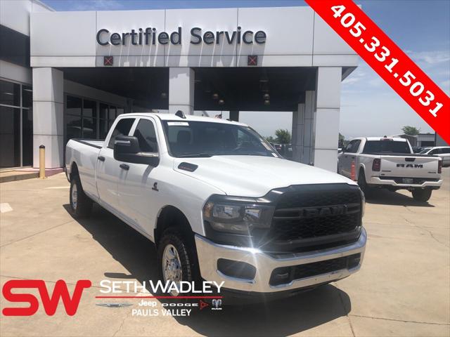 2023 RAM 2500 Tradesman Crew Cab 4x4 8 Box