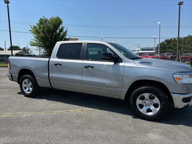 2023 RAM 1500 Big Horn Crew Cab 4x4 64 Box