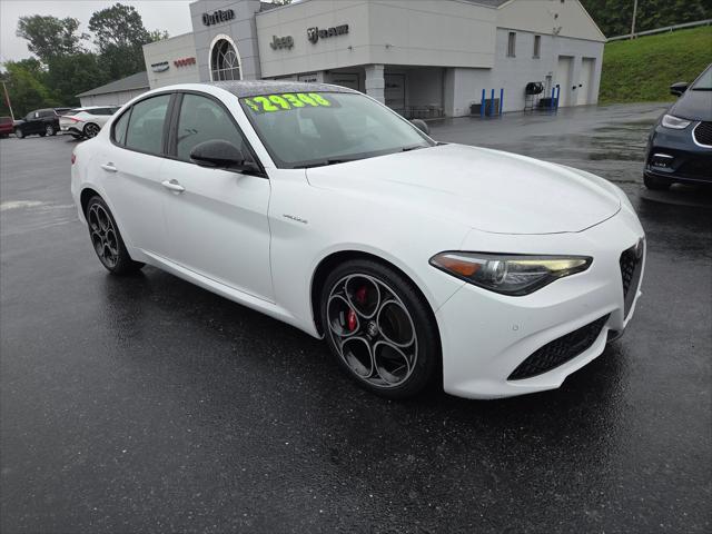 2022 Alfa Romeo Giulia Veloce AWD