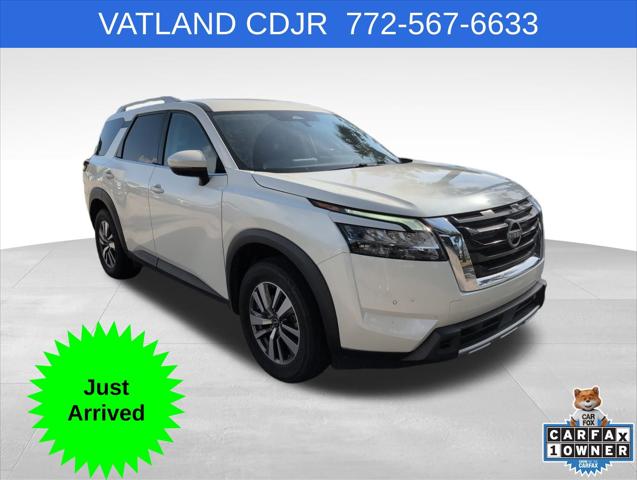 2023 Nissan Pathfinder SL 4WD