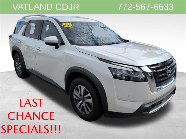 2023 Nissan Pathfinder SL 4WD
