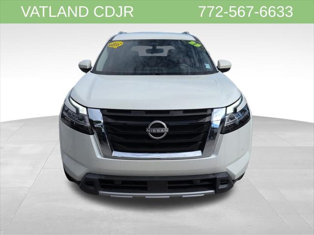2023 Nissan Pathfinder SL 4WD