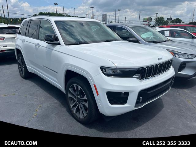 2023 Jeep Grand Cherokee Overland 4x2