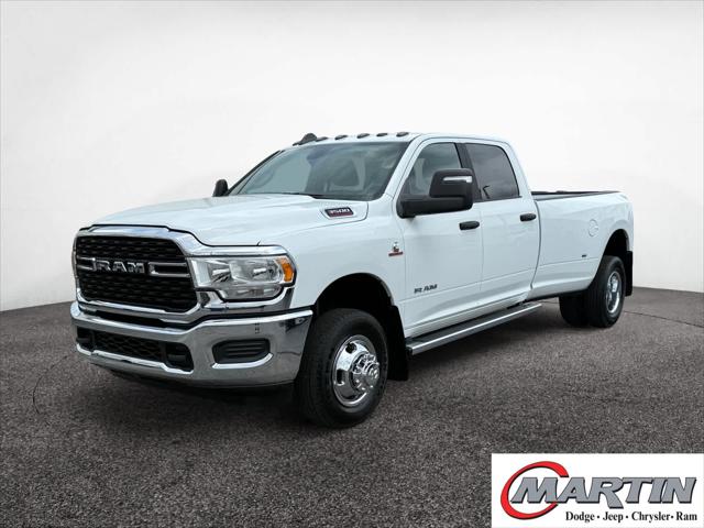 2024 RAM 3500 Big Horn Crew Cab 4x4 8 Box