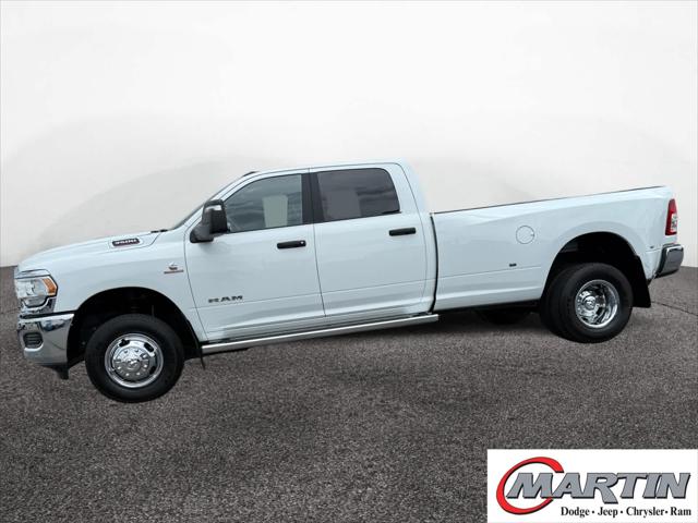 2024 RAM 3500 Big Horn Crew Cab 4x4 8 Box