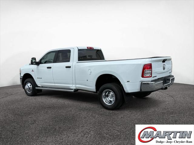 2024 RAM 3500 Big Horn Crew Cab 4x4 8 Box
