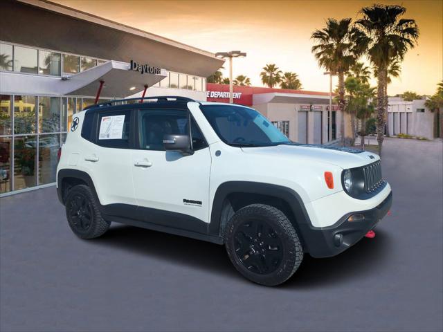 2017 Jeep Renegade Deserthawk 4x4