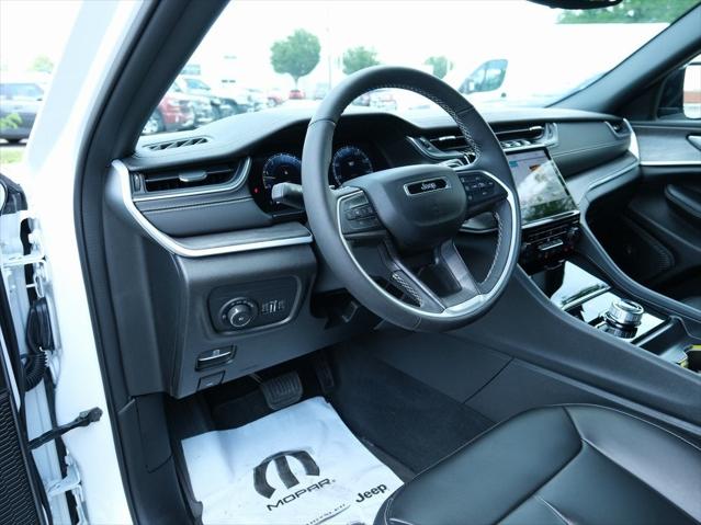 2024 Jeep Grand Cherokee Limited 4x4 2024 Jeep Grand Cherokee Limited 4x4