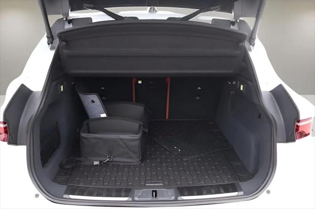 2026 Jaguar F-PACE R-Dynamic S P400 AWD Automatic