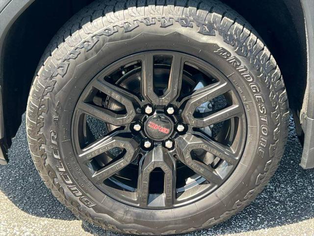2022 GMC Sierra 1500 Limited 4WD Crew Cab Short Box Elevation with 3VL