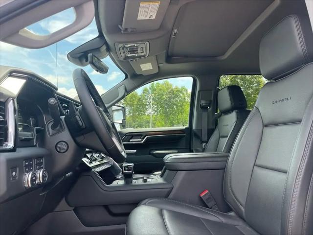 2024 GMC Sierra 1500 4WD Crew Cab Short Box Denali