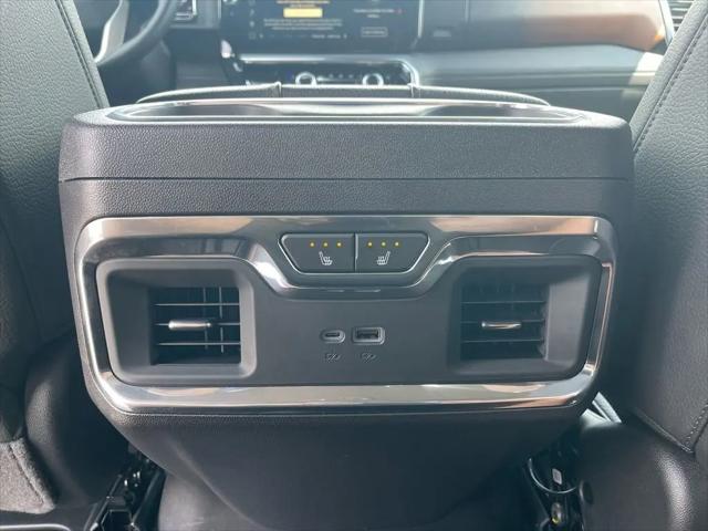 2024 GMC Sierra 1500 4WD Crew Cab Short Box Denali