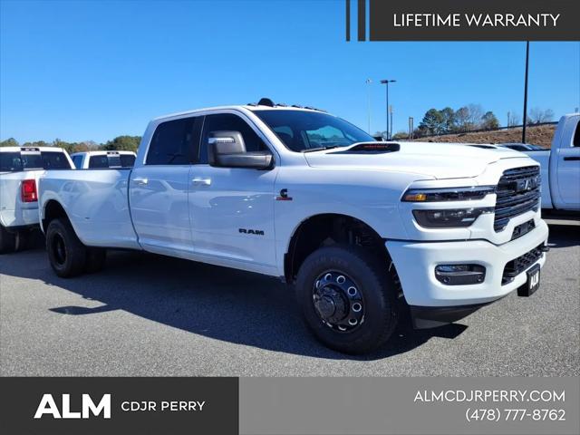 2025 Ram 3500 Laramie Crew Cab 4x4 8' Box