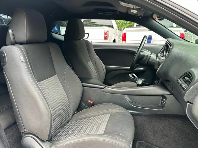 2015 Dodge Challenger SXT