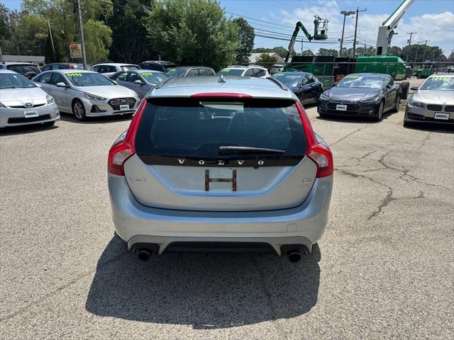 2018 Volvo V60 T5 Dynamic