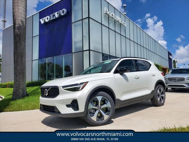2026 Volvo XC40 Plus, B5 AWD Gas (mild hybrid), Dark for sale in Miami, FL