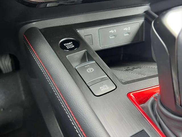 2025 Nissan Kicks SR FWD