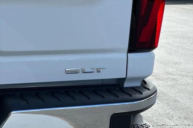 2025 GMC Sierra 2500HD 4WD Crew Cab Long Bed SLTv