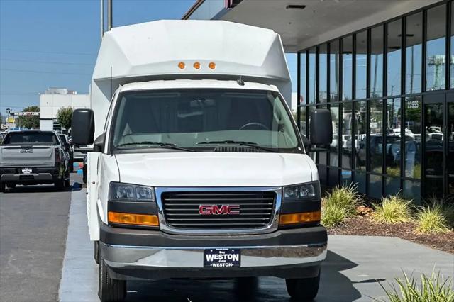 2025 GMC Savana Cutaway Work Van