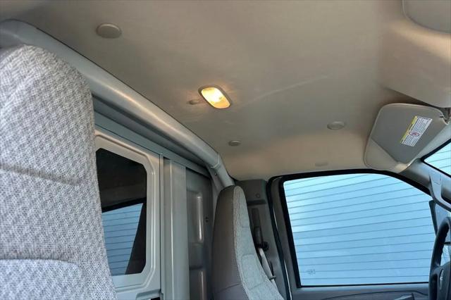 2025 GMC Savana Cutaway Work Van