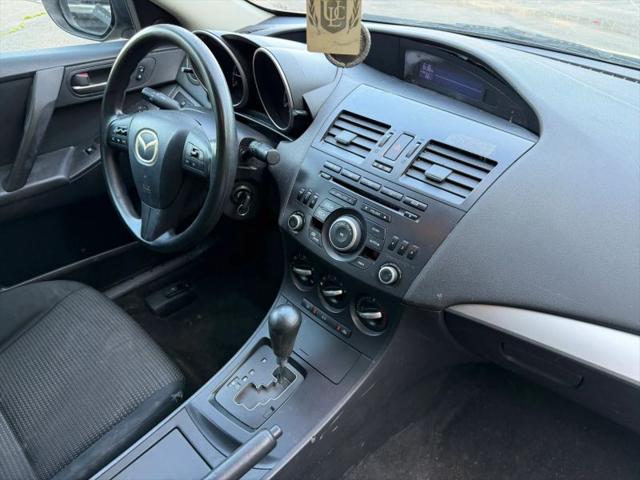 2012 Mazda Mazda3 i Touring