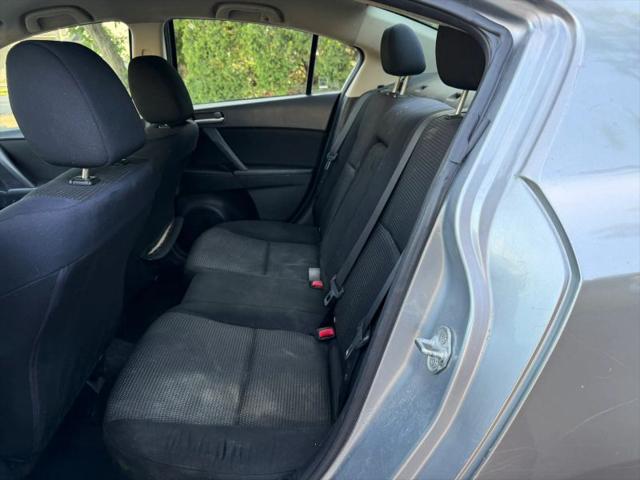 2012 Mazda Mazda3 i Touring