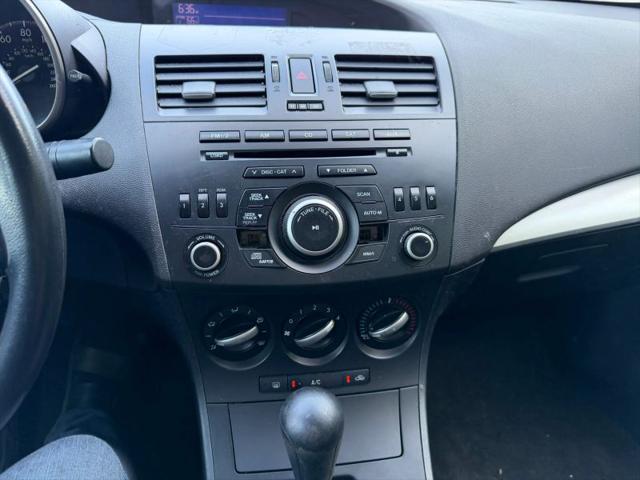 2012 Mazda Mazda3 i Touring