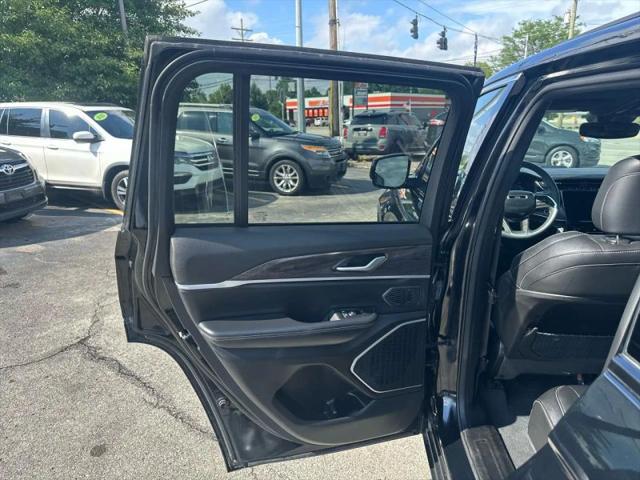 2024 Jeep Grand Cherokee Base