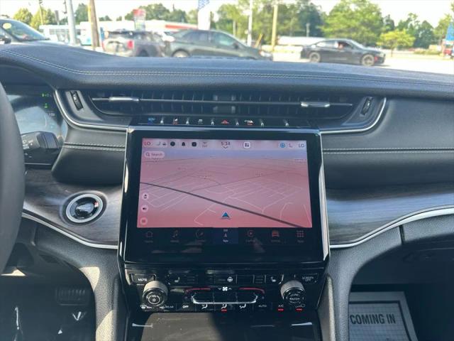 2024 Jeep Grand Cherokee Base