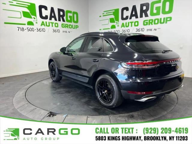 2021 Porsche Macan Base