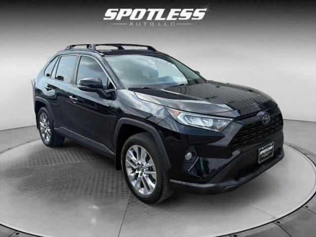 2021 Toyota RAV4 XLE Premium