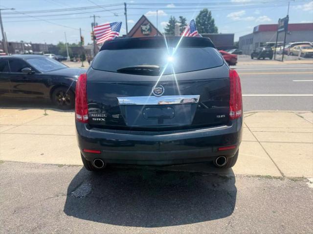 2016 Cadillac SRX Standard